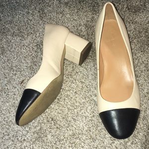 J Crew Black Cap Toe Block Cream Leather Round Toe  Heels Size 9M